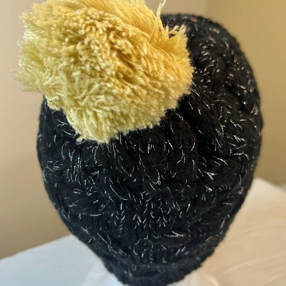 Purdue University Ladies Hat Cap Toboggin College Football FAN Thick Wa - Picture 6 of 7